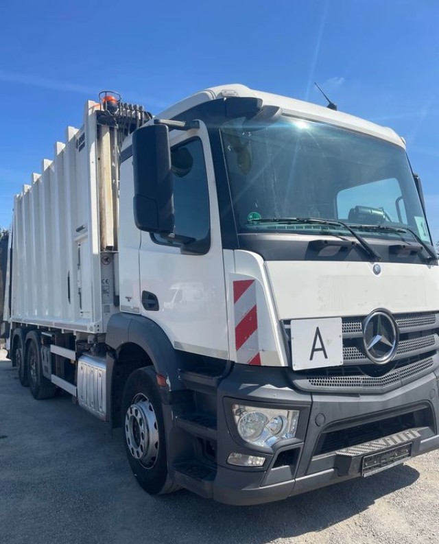mercedes-benz